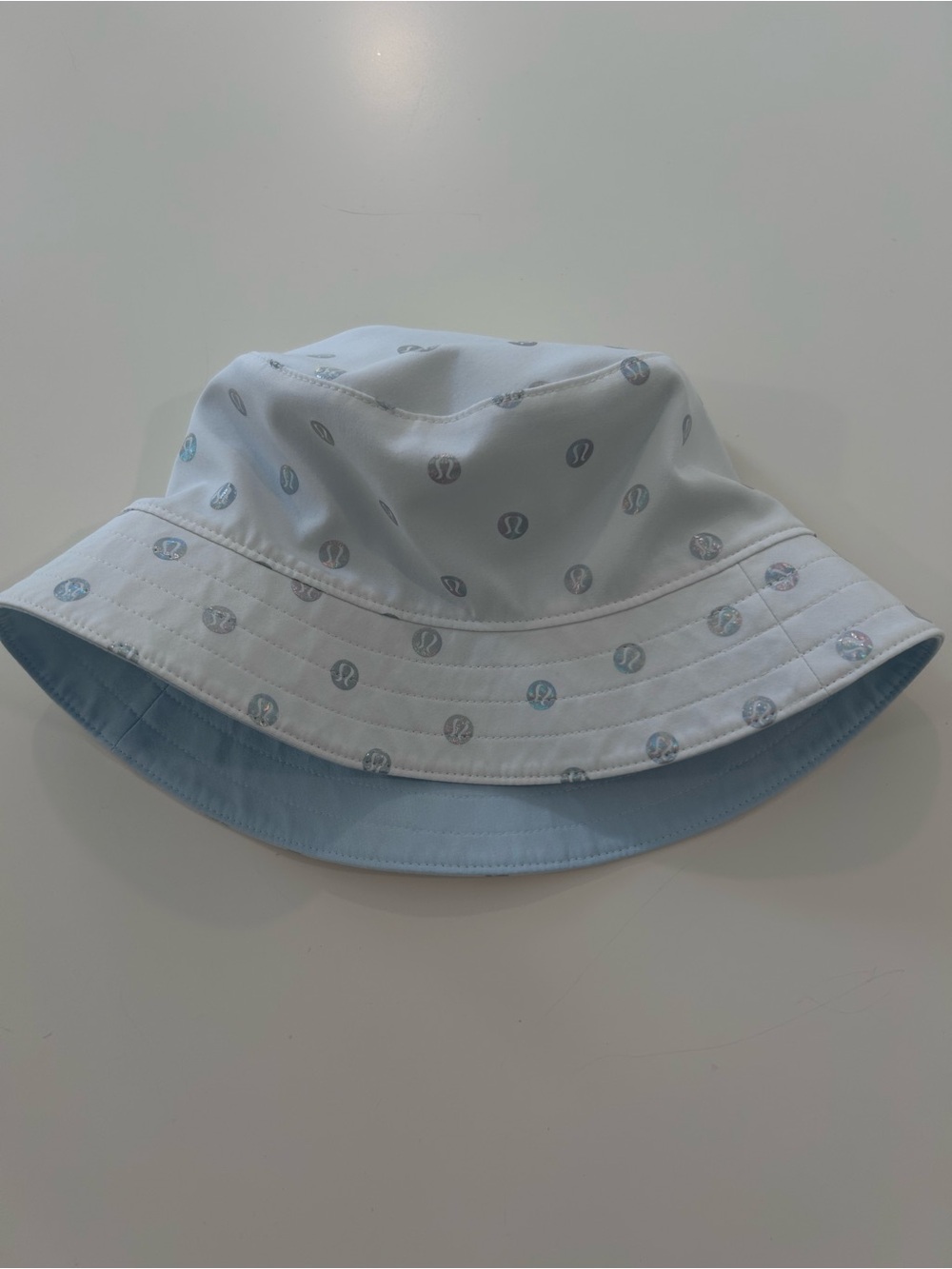 Lululemon Reversible Bucket Hat Small